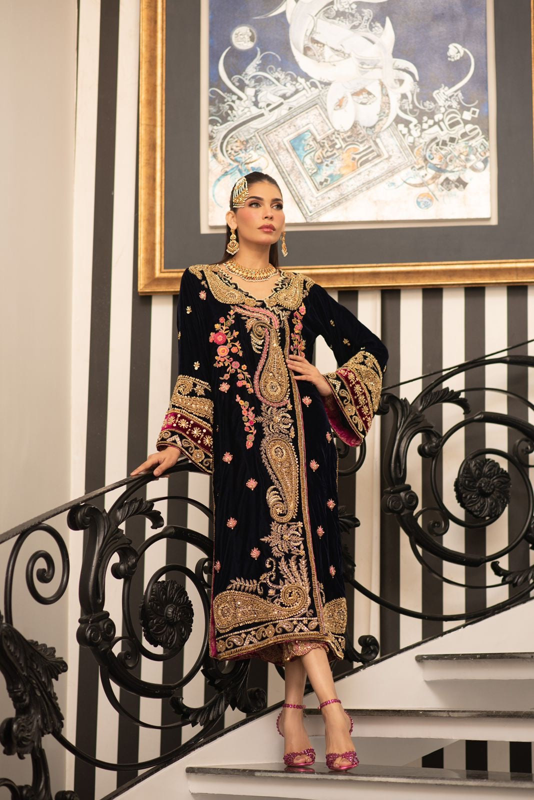 Moonlight (Dark Maroon)